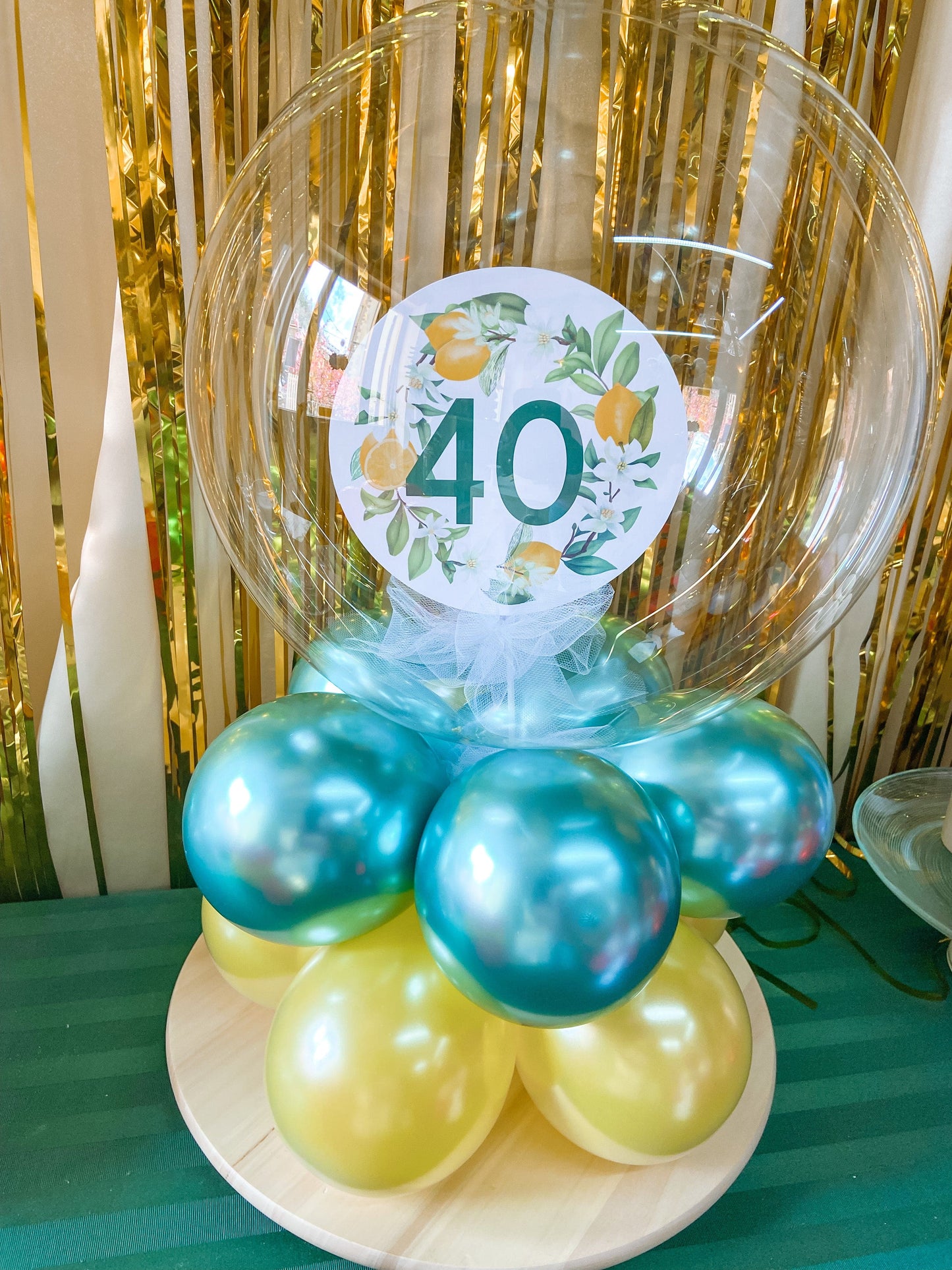 Centrotavola di palloncini a tema del limone