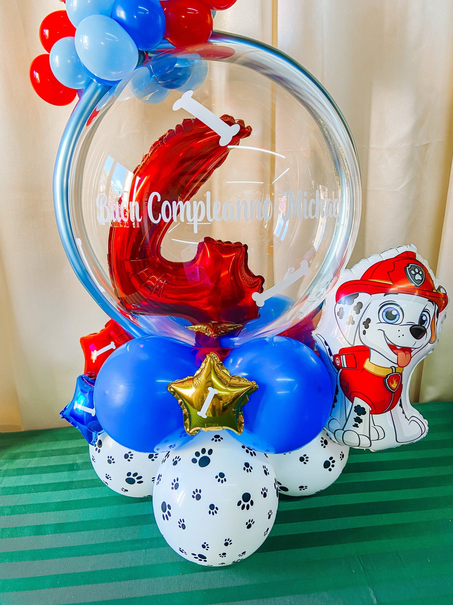 Composizione di palloncino a tema Paw Patrol
